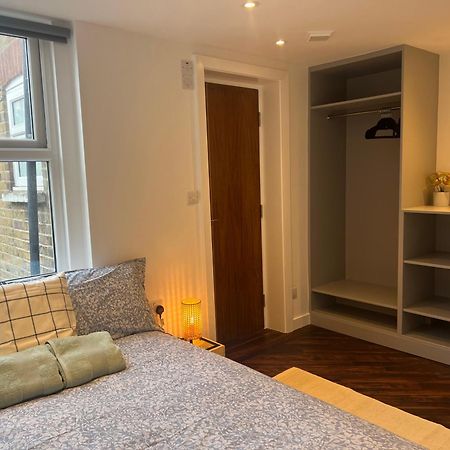 Spacious Battersea Rooms And Apartments London Exterior foto