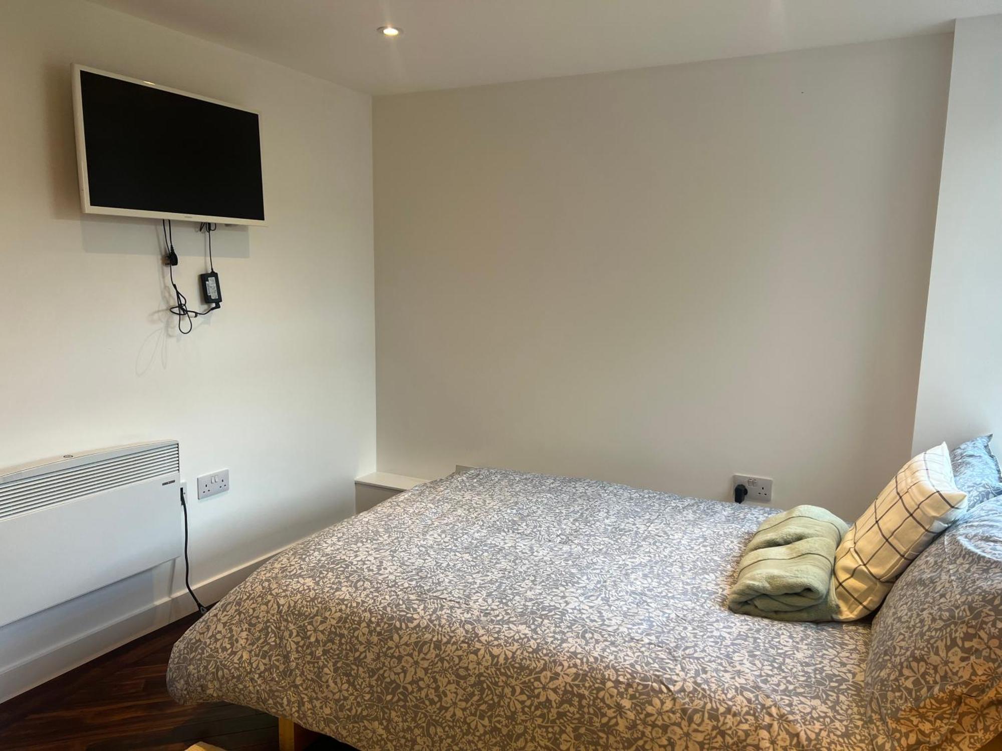 Spacious Battersea Rooms And Apartments London Exterior foto