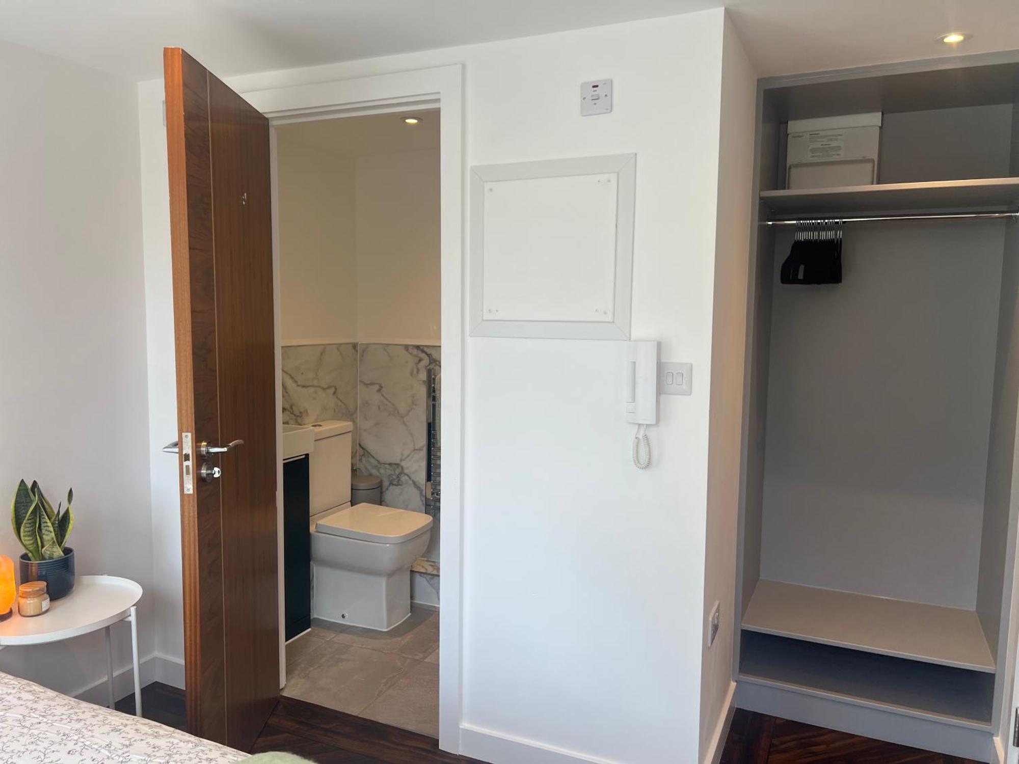 Spacious Battersea Rooms And Apartments London Exterior foto