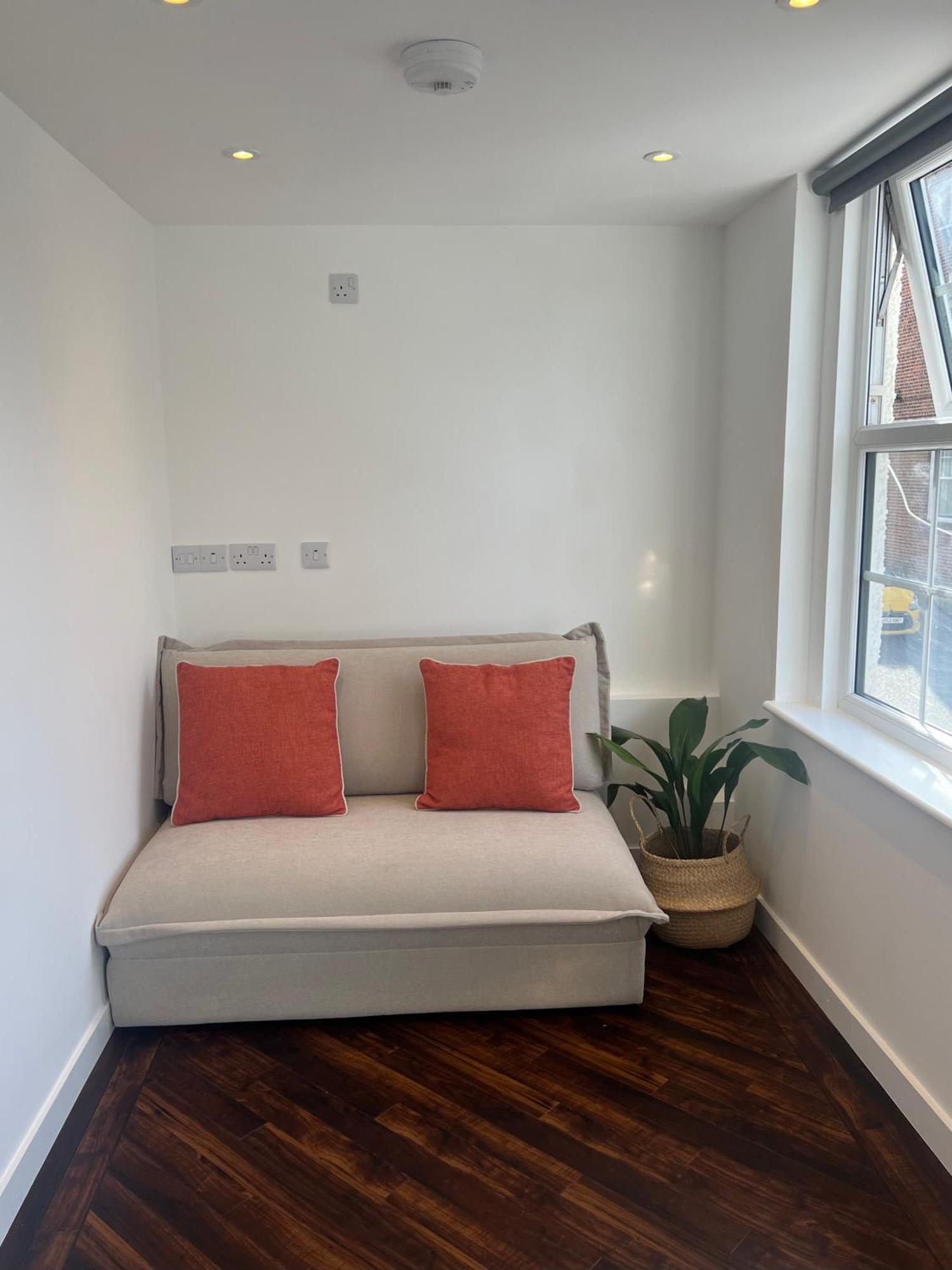 Spacious Battersea Rooms And Apartments London Exterior foto