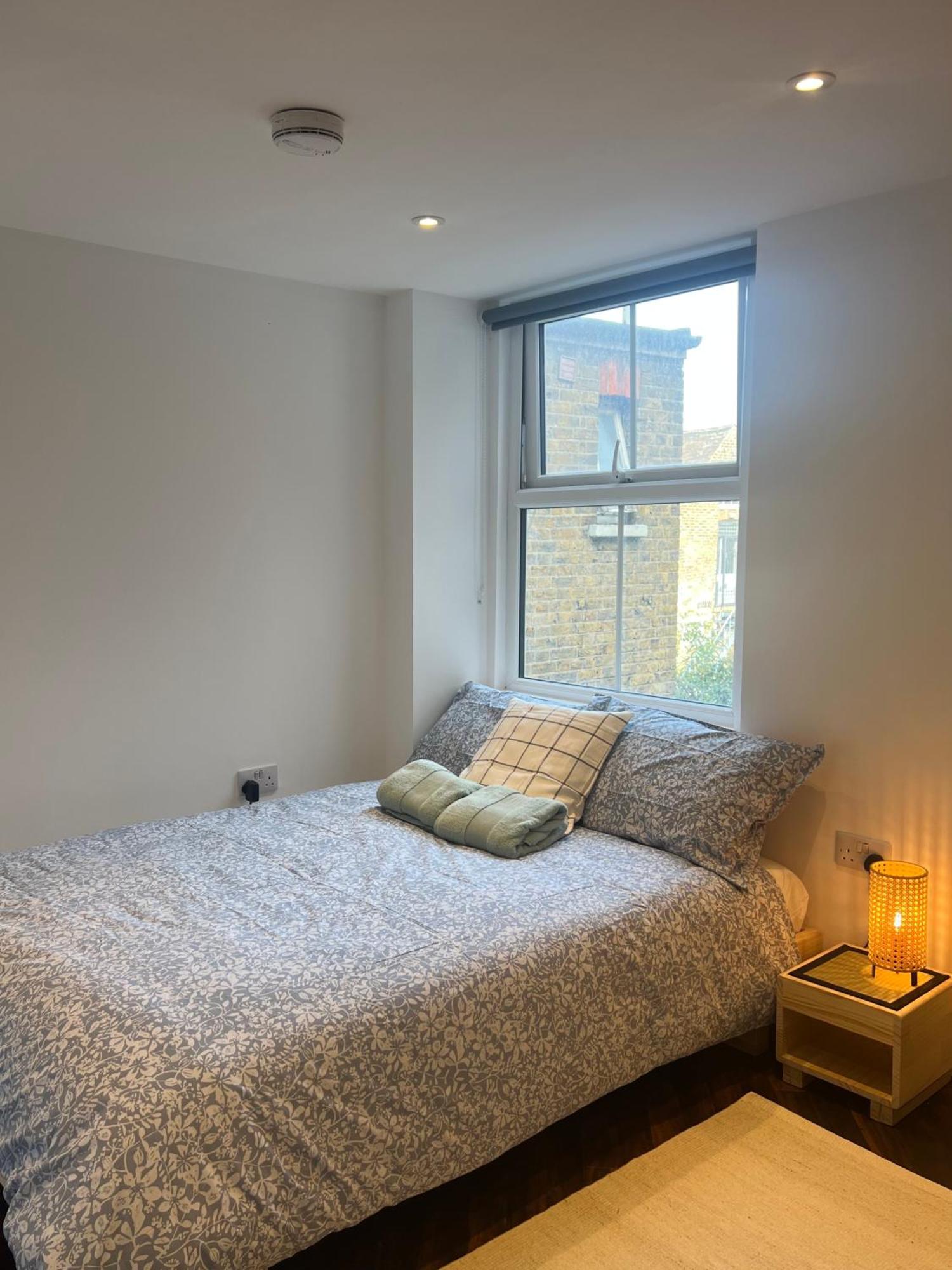 Spacious Battersea Rooms And Apartments London Exterior foto